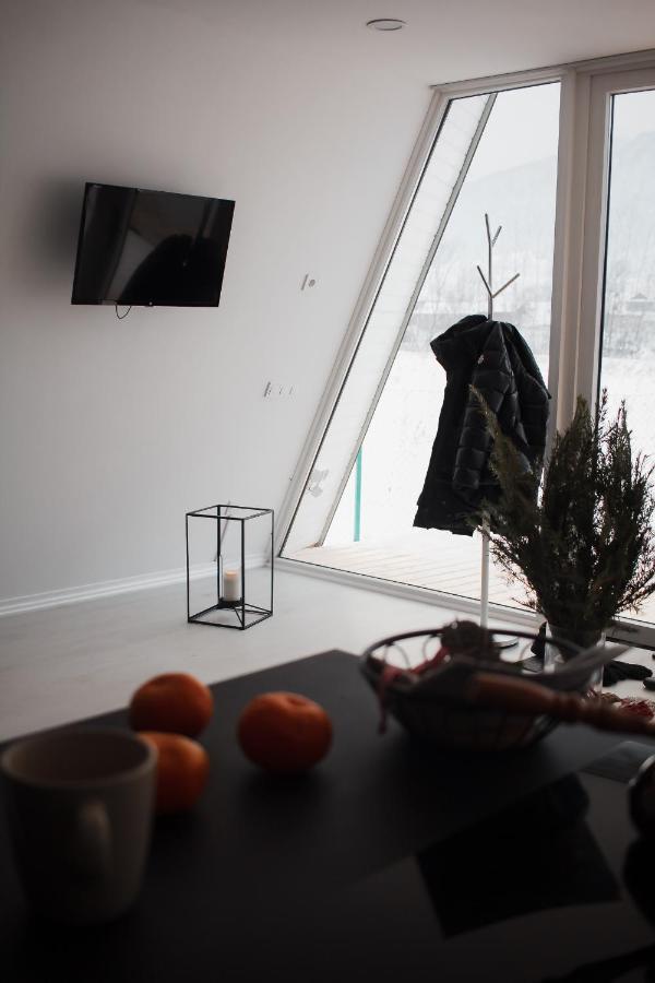 Mountains Hut Villa Mykuljtsjin Eksteriør bilde